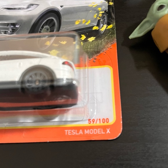 Matchbox Tesla Model X 59/100 1:64 diecast white - Picture 2 of 5